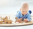 Kleine Denker – So wird Babys Gehirn spielerisch gefördert (Foto: AdobeStock - 316946636 irena_geo)